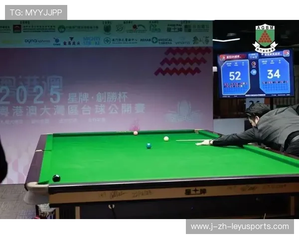 台球大师赛惊现满分杆，观众掌声不断