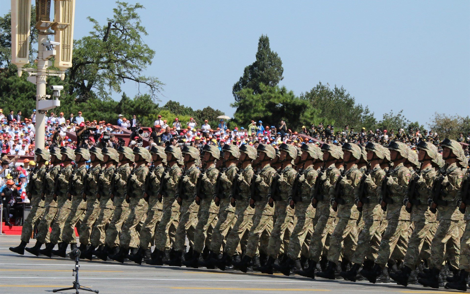 华人家庭悲剧引发法律维权关注，讲一个华人家庭的美剧叫什么